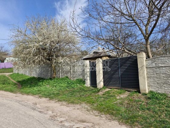 Продам земельный участок с домом и гаражом на Джанкойской 51 Харків