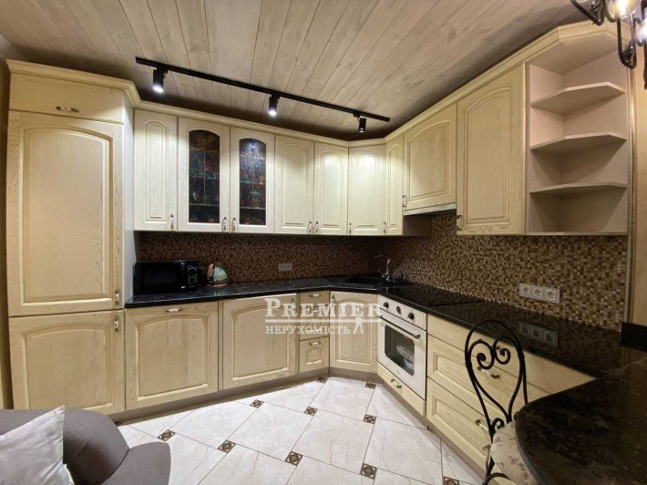 Срочная продажа! Дом на 10 ст Фонана,идеально под аренду У моря 65000$ - фото 1