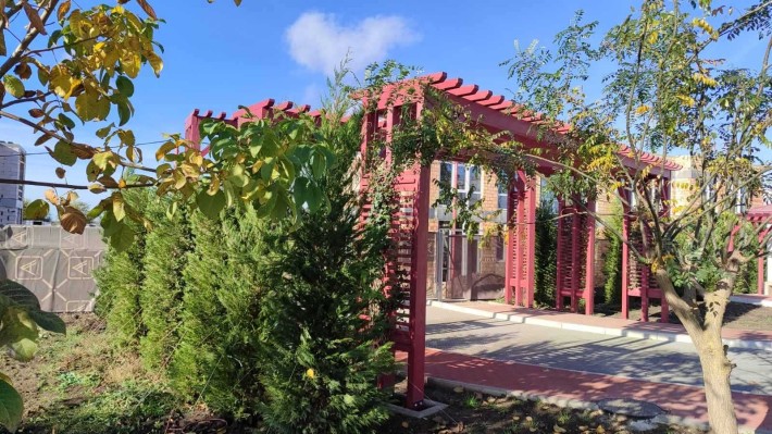 Таунхаус в центре Таирово с бассейном и патио зоной - фото 1