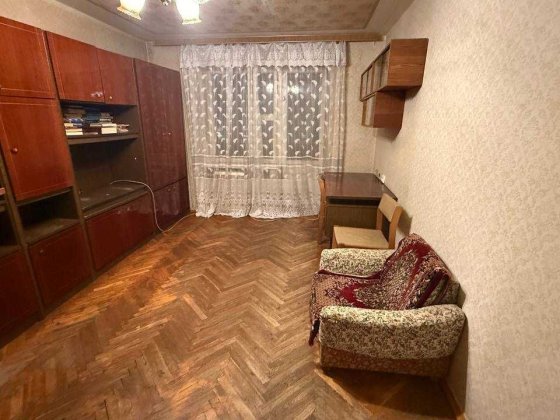 Продаж 1к - квартири 36 кв м.  біля м. Героїв Дніпра Киев