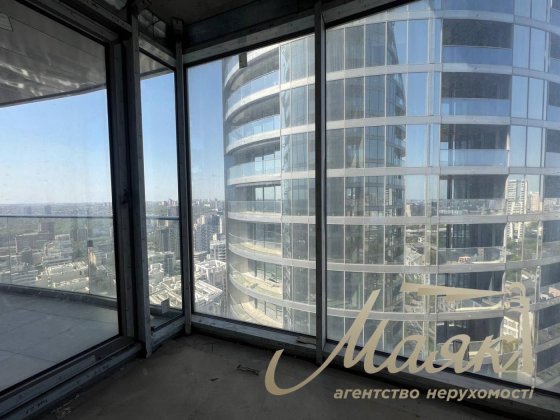 Продажа видовой 1-ой комнатной квартиры, 63 м3 в ЖК Taryan Towers Киев