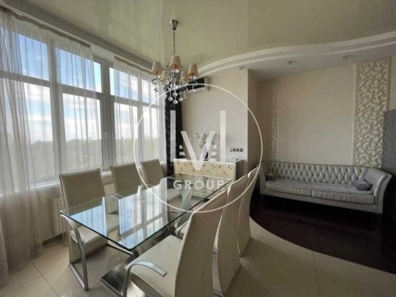 Терміновий продаж!!! Розкішна 3 кім. квартира, вул. Солом’янська 15А. Київ