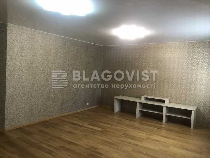 Продається 3 кімнатна квартира Ахматової Анни - фото 1