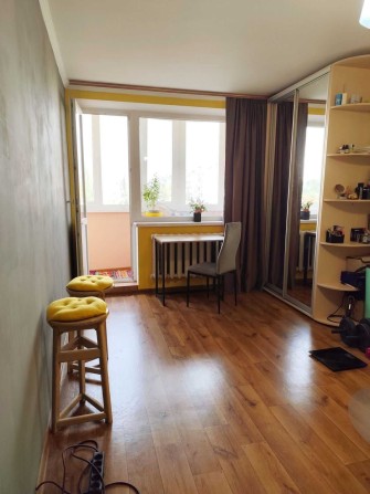 Продам гостинку 29м.кв.,метро Деміївська   46000$ - фото 1