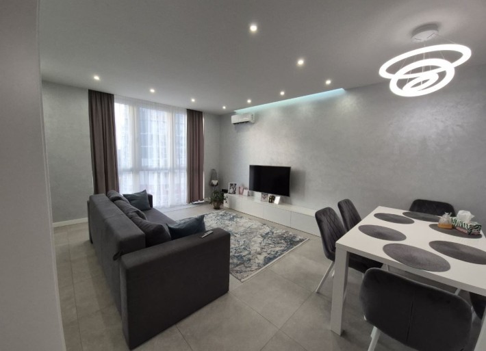 Прода 3к квартиру, велика кухня та 3 окремі спальні, Пчілки 8 - фото 1