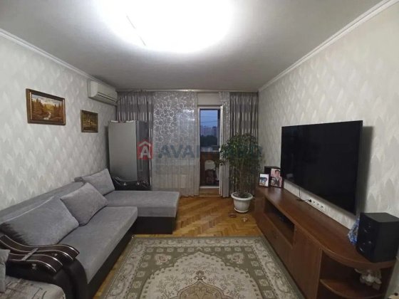 2-кімнатна роздільна 53м з ремонтом Позняки, Кошиця 7 Киев