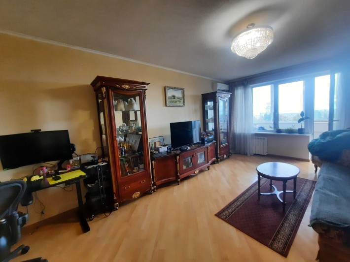 Печерськ_Видова_Лавру_3к_81м2_СОВМІН_вул.Омеляновича-Павленка Михайла - фото 1