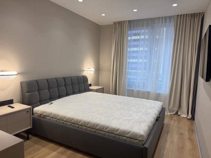 Продаж чудової нової квартири на Повітряних сил - фото 1