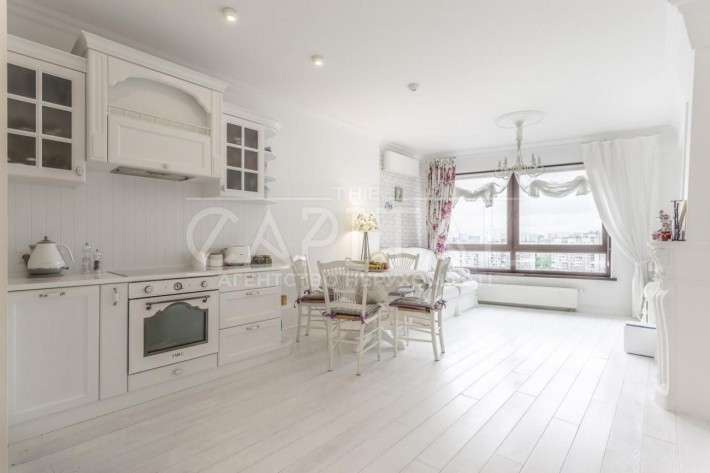 Продаж 3к квартири. ЖК Park Avenue VIP, пр-т Голосіївський - фото 1