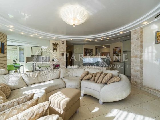 Метро Лівобережна 4-кім з ремонтом Микільсько-Слобідська 4г