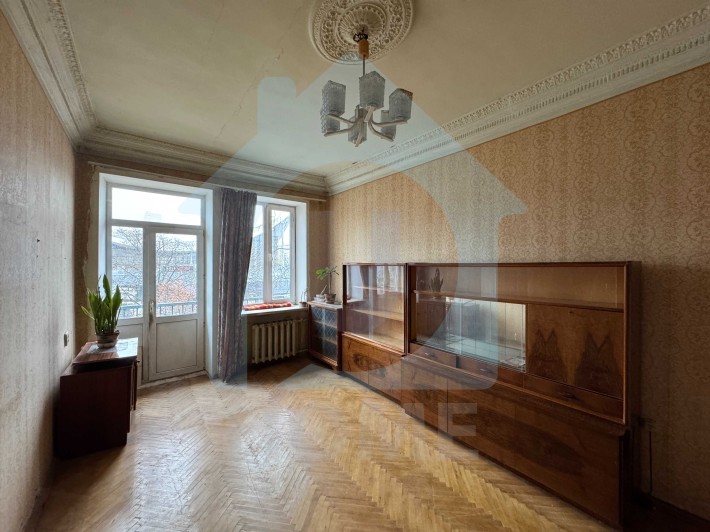 Продаж 2к квартири в сталінці на Міхновського (Дружби Народів). Без % - фото 1