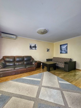 Продаж трикімнатної Деснянський район - фото 1