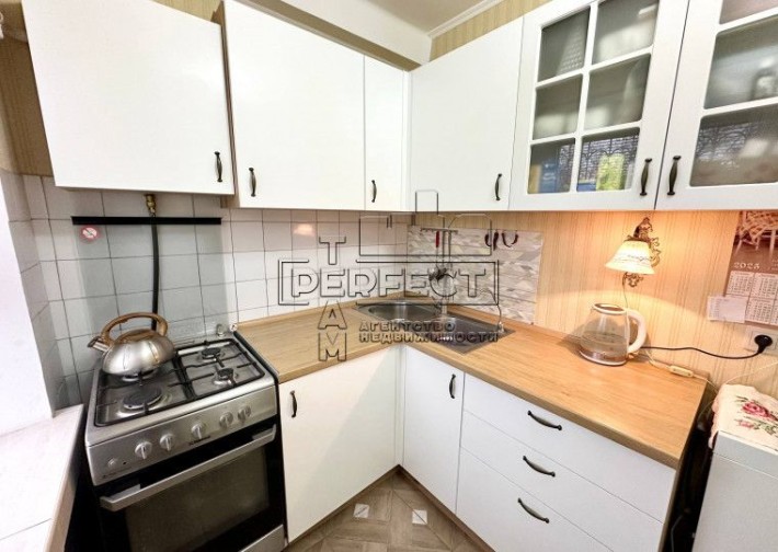 Продаж 2к квартири  Воскресенський проспект (Перова) 4 ДАРНИЦЯ - фото 1