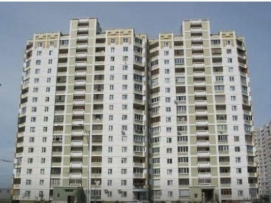 Продам однокомнатную Троещина Киев