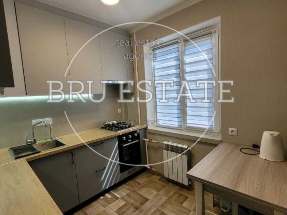 Продам 2к кв-ру з новим капітальним ремонтом м. Дарниця, 5 хв Киев