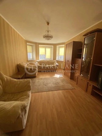 Продається 2-кімнатна квартира на вул. Княжий Затон, 4 - фото 1