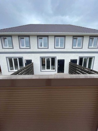 Таунхаус біля моря 70 м² | 2 рівні, подвірʼя, ПВ від 11 700$ - фото 1