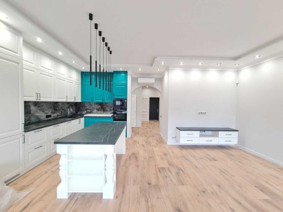 Эксклюзивный дом  с эксклюзивным  ремонтом на Таирова