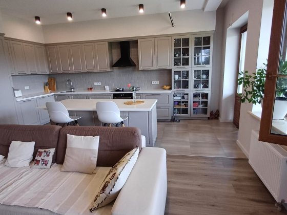 Прод дом 274 м2, Большая Даниловка,  Евроремонт, с мебелью и техникой Харків