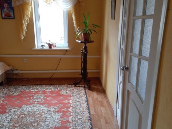 Продам квартиру у  приватному  будинку без посередників. Харків