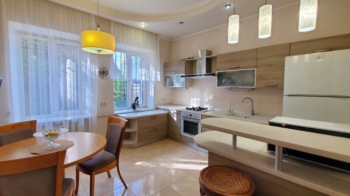 Продам красивый дом с ремонтом на Фонтане‼️ Гараж‼️ гос.акт‼️ - фото 1