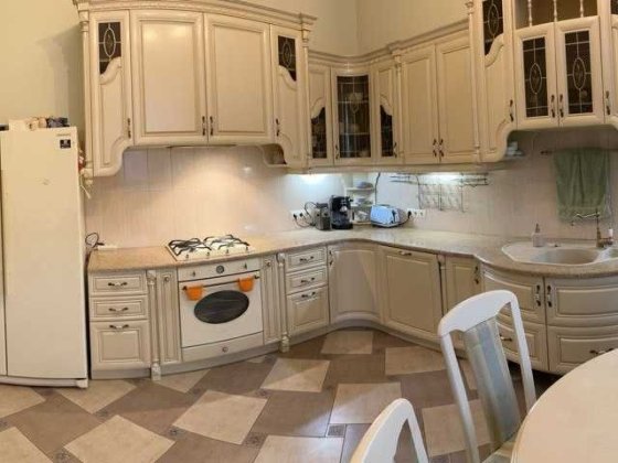 Собственник Продам котедж с бомбоубежищем, метро Студентська Харьков