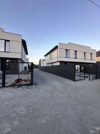 Дуплекс з газом біля лісу - фото 1