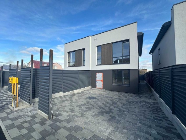 Продаж БЕЗ КОМІСІЇ  дуплекса з ділянкою на 2.1 сотки, 115 кв. м - фото 1