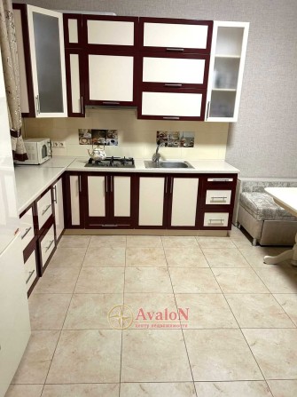 Таунхаус с ремонтом и зоной барбекю на Заболотного. - фото 1