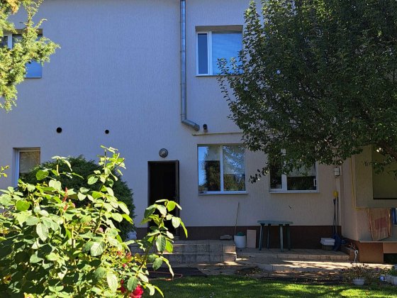 Продам будинок метро Університет Харків