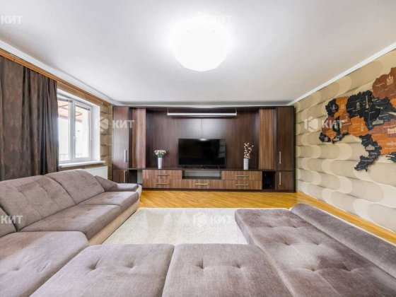 Будинок Гагаріна (метро Гагарина, завод Шевченко), 385 м2, 3 с, 83914 Харьков