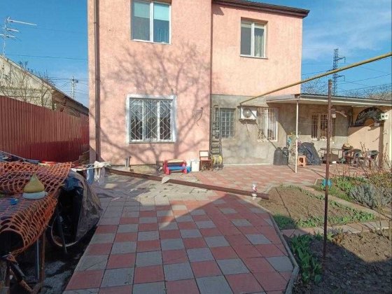 Продам 2-х этажный дом на Черемушках. Ремонт. Одесса