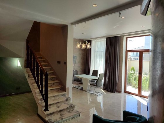 Таунхаус з ремонтом в елітному районі. 144 м2. Можливе розтермінування Одесса