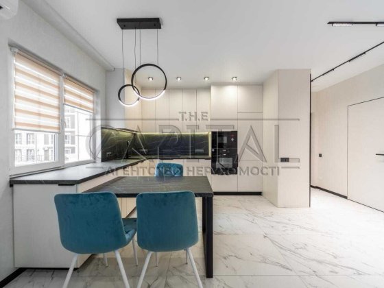 Продаж квартири, ЖК Нова Англія, 41м2, 4й поверх Киев