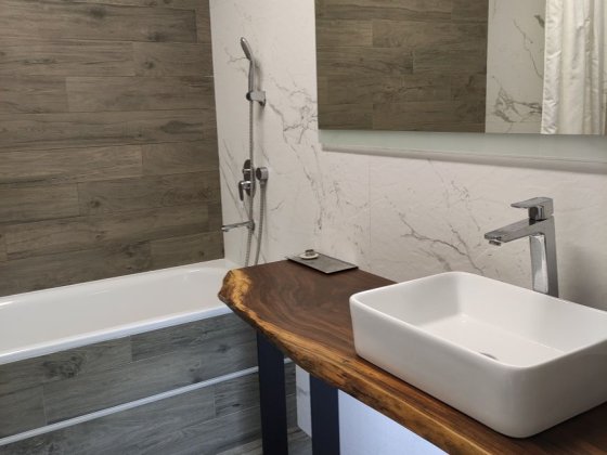 Продам 2 к.квартиру Голосіївський р-н Максимовича Васильківська ВДНГ Киев