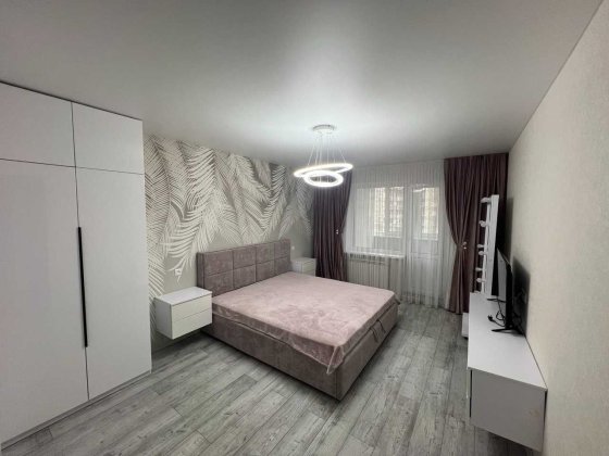 Продаж 3-к квартири з ремонтом 76м2, пр-т Червоної калини 38/10. Без % Київ