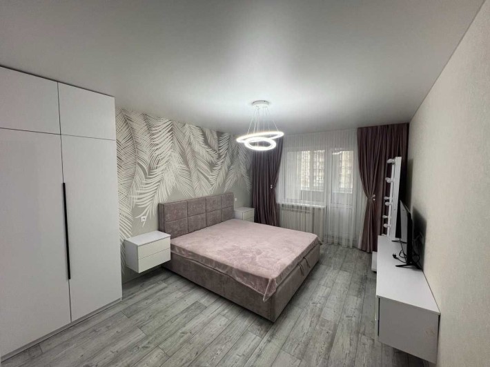 Продаж 3-к квартири з ремонтом 76м2, пр-т Червоної калини 38/10. Без % - фото 1