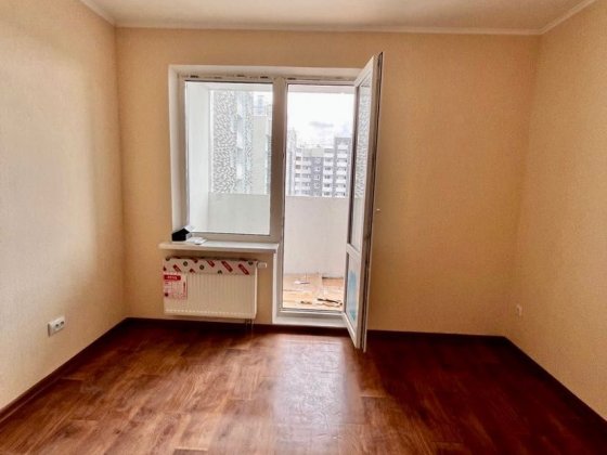 45м2 з ремонтом Навігатор 2 метро 10 хв Лугова Коноплянська Київ