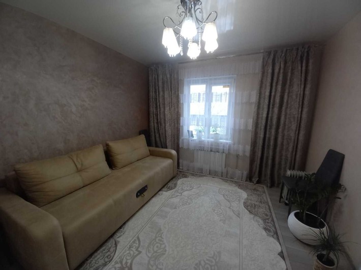 3 кім. з ремонтом Сержа Лифаря, 8а,   продам Троєщина - фото 1