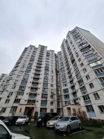 Терміново  продамо простору 1 кімнатну після капітального ремонту - фото 1