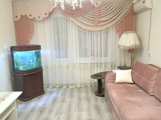 Продам 2 кімнатну квартиру Троещина ,Червоної калини 89 Київ