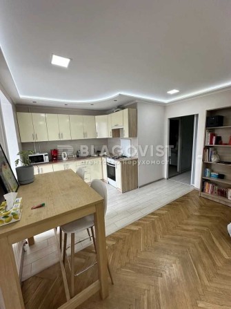 Центр, Печерськ, Арсенальна,Кловська, 1 кім. 40кв.м, 71000у.е торг - фото 1