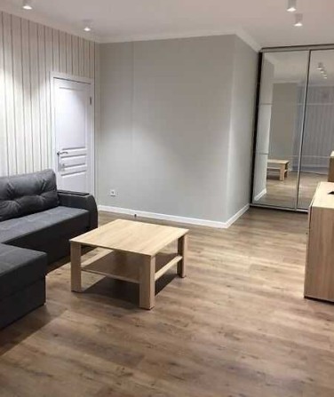 Продаж 2-кімн. квартири по вул. Олени Пчілки. 6а - фото 1