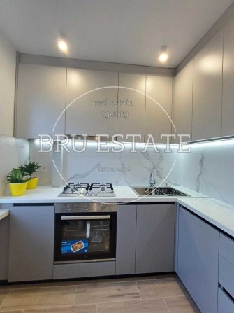 Продам 2к кв-ру з новим ремонтом Дарниця, Дніпровський р-н - фото 1