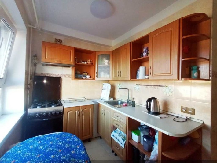 Продаж 3к Видова 62м Березняки Миколайчука 13а Склопакети 8/9 поверх - фото 1