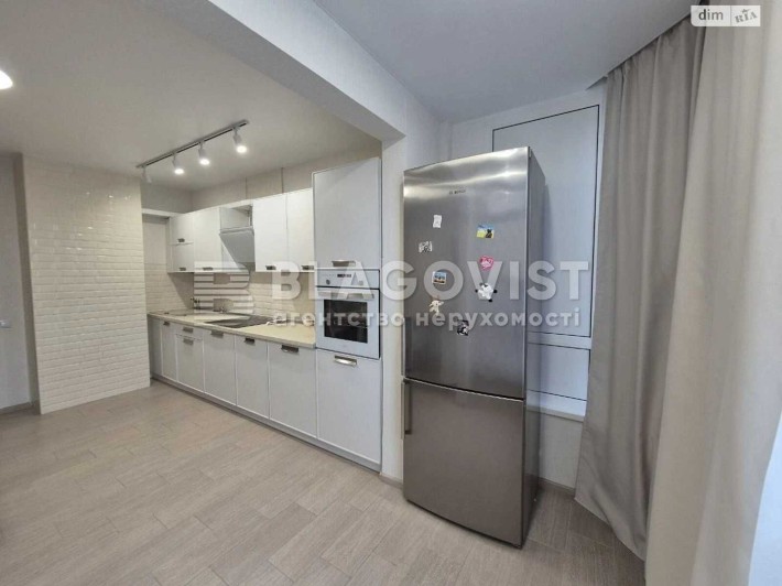 Продаж квартири вул.Гмирі 14б, 2кімн., 72кв.м - фото 1