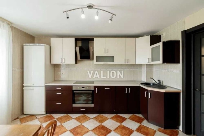 Продаж 1 кім квартири  з ремонтом вул.Братиславська метро Чернігівська - фото 1