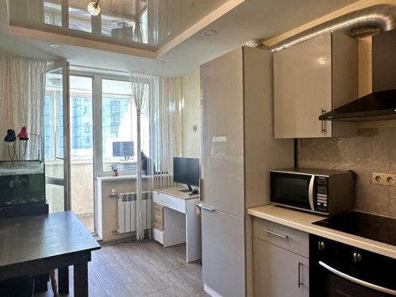 Затишна 2-кімнатна квартира з якісним ремонтом вул. Радунська 30 Киев