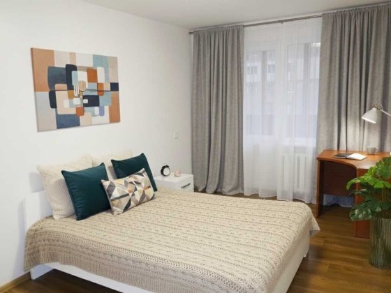 1-кімн. У чудовому стані, Лісовий масив. Поруч ринок Юність.