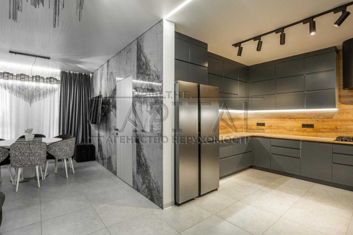 Продажа  Квартира  Малоземельная Осокорки Киев - фото 1